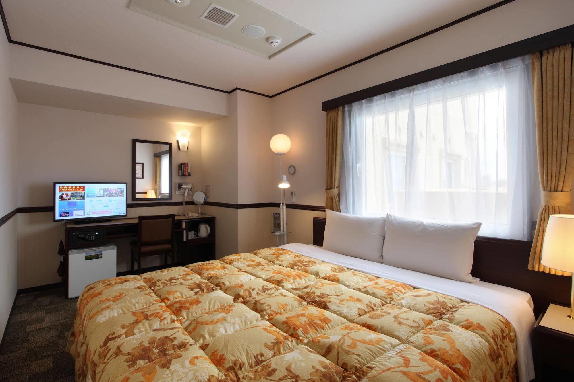 Toyoko Inn Kobe Sannomiya No.2 Eksteriør billede